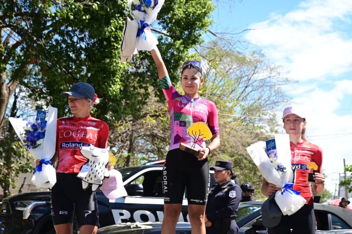 Paula Patiño se impone en el Grand Prix