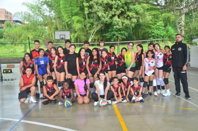 Club Rinox de voleibol fortalece sus procesos deportivos