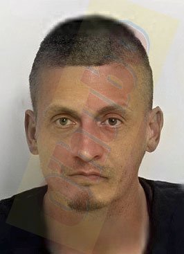 Llevaba en un bolso más de 2 kilos de marihuana