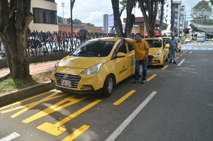 Demarcan zonas para taxistas en Pereira