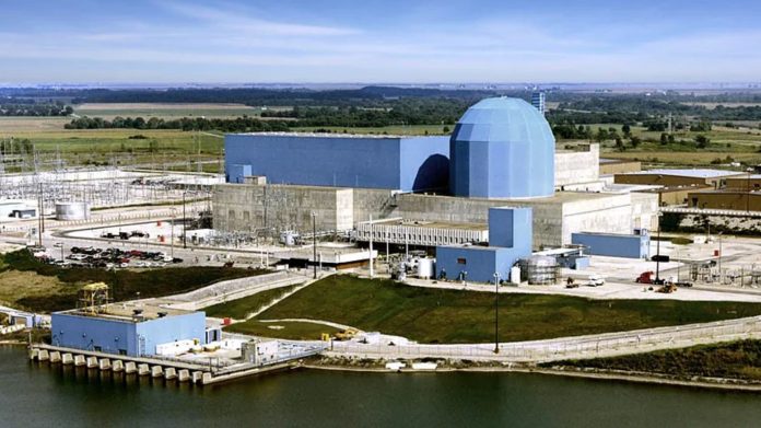 Meta asegura energía nuclear para sus centros de datos en EE. UU. tras acuerdos con tres empresas del sector