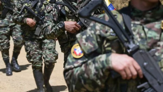 Noche de terror en Vista Hermosa: civiles quedaron atrapados en medio de combates entre el Ejército y disidencias