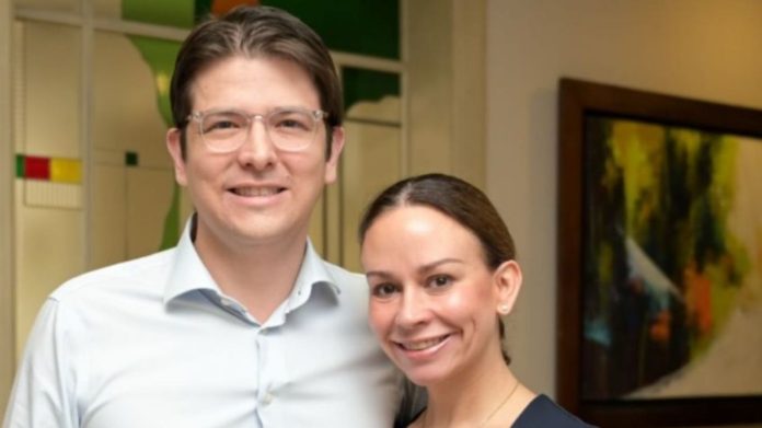 “Me desperté con la cara mojada en lágrimas”: el desgarrador mensaje de María Claudia Tarazona en el cumpleaños de Miguel Uribe