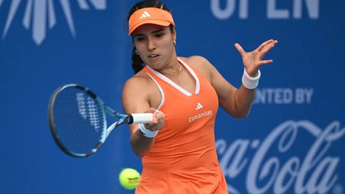 Camila Osorio avanza a semifinales del WTA 125 de Manila tras vencer a Alexandra Eala