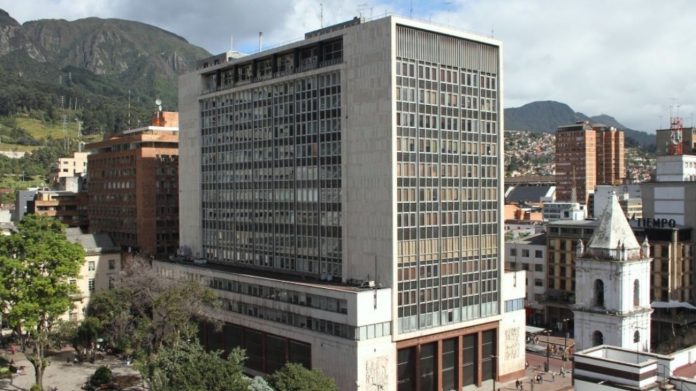 Banco de la República sube la tasa de interés a 10,25% y abre nuevo choque con el Gobierno