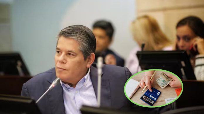 “Un congresista que se gana $32 millones no es bien remunerado”: senador Antonio Zabaraín