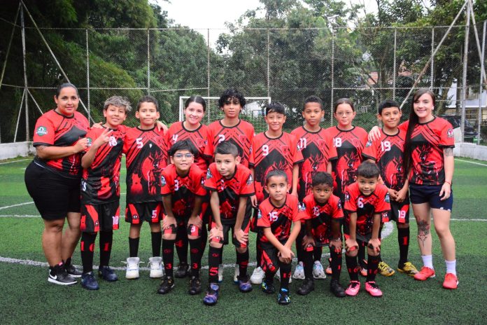 Sueños que se visten de fútbol en el Limonar