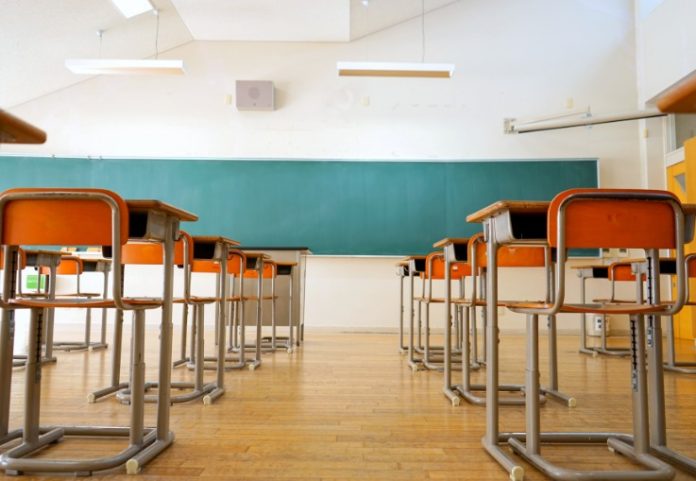 Graves cargos a docente indígena en Risaralda