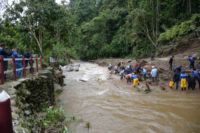 Continúan las labores en la quebrada La Cristalina en la vereda San José