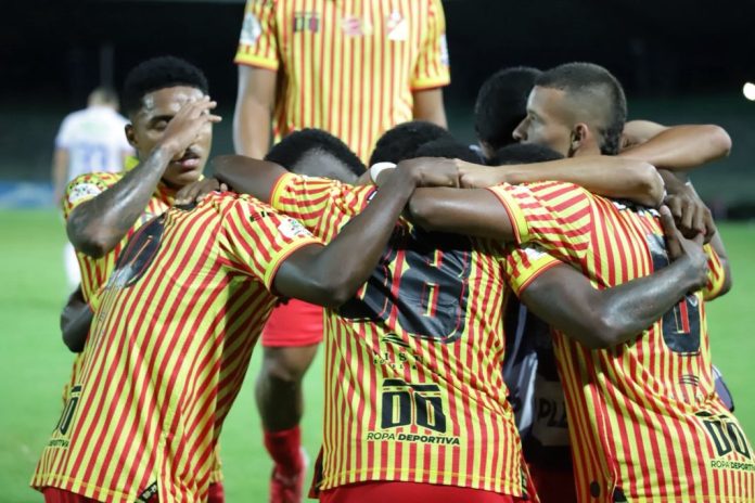 Efecto López: Cuatro meses sin ganar por Liga