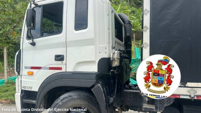 Ejército reporta activación de explosivo contra tropas en límites de Risaralda y Chocó