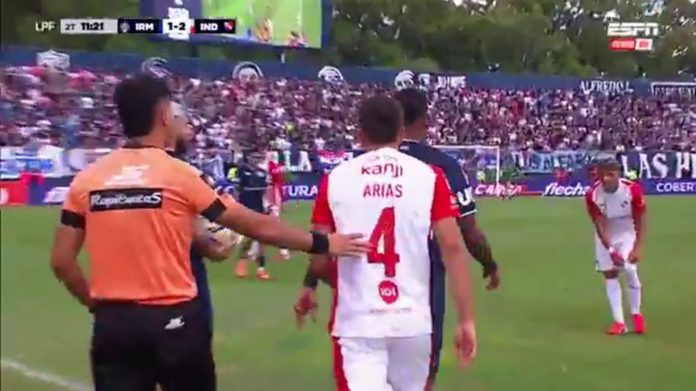 Tensión entre Santiago Arias y Sebastián Villa en duelo argentino