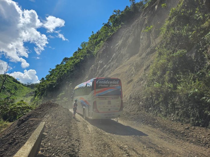 Reabierta la vía Risaralda–Chocó; el paso opera a un solo carril