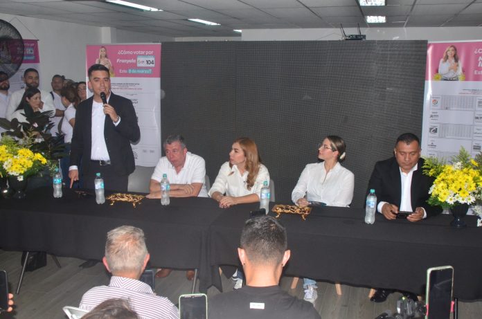 Candidata al Senado María Irma Noreña, presentó equipo de defensa electoral