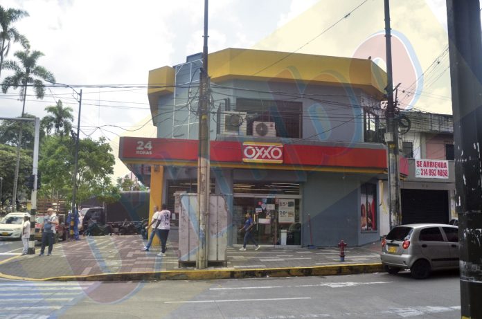 De 4 tiros asesinan a un hombre en el centro