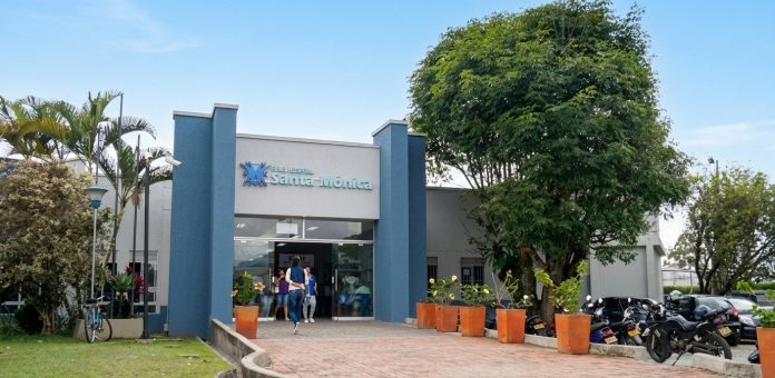 Más de 40 años haciendo historia en el sector salud