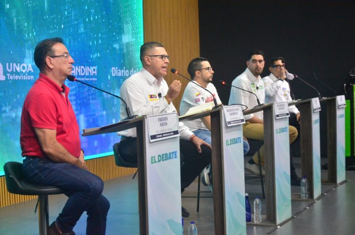 ¿Cómo financian sus campañas y cuánto cuestan?