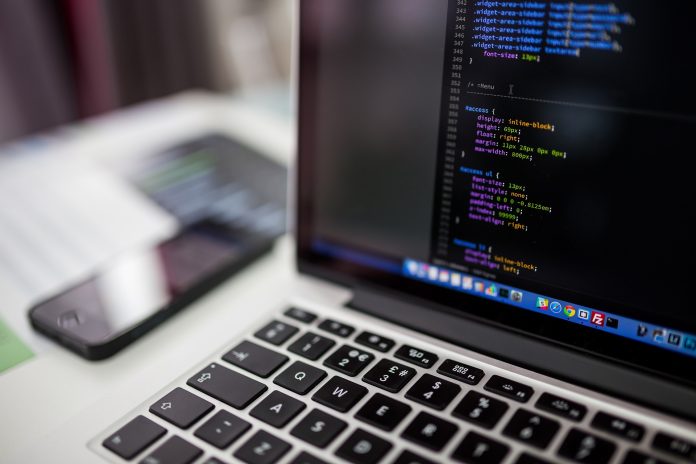 Equipamiento IT en Colombia: El reto de las empresas para mantener la competitividad en 2026